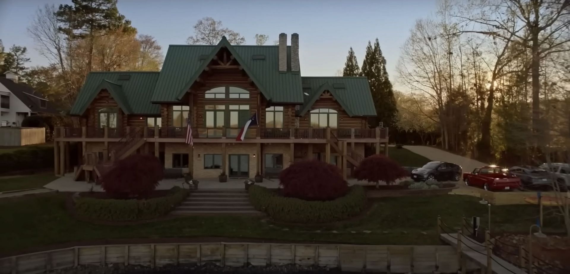 A still from the show's trailer (Image via YouTube/LionsgateTV)